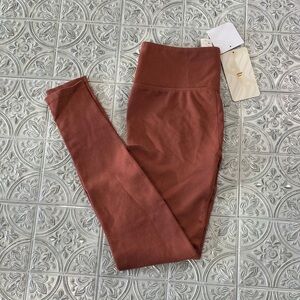 Red Leggings High Waist Fabletics Cloud Rib Seamless Medium NWT